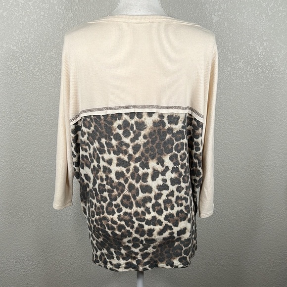 First Love Cream & Brown Leopard Oversized Thermal Top Size Large - Picture 4 of 6